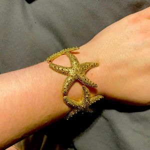 ✨3 for 10✨ Starfish Bracelet